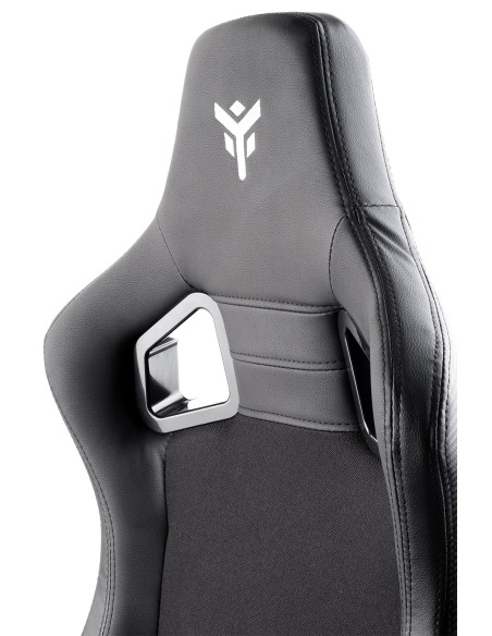 SCOUT PM30 Gaming Chair PVC e Tessuto Black/White con Poggiatesta, Cuscino Lombare, braccioli 4D SCOUT PM30 Gaming Chair PVC e Tessuto Black/White con Poggiatesta, Cuscino Lombare, braccioli 4D