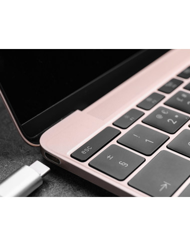 5-in-1 USB-C Hub with Gigabit Ethernet/Power Delivery x3 SuperSpeed USB 3.0 ports, x1 USB-C (Thunderbolt 3) 60w